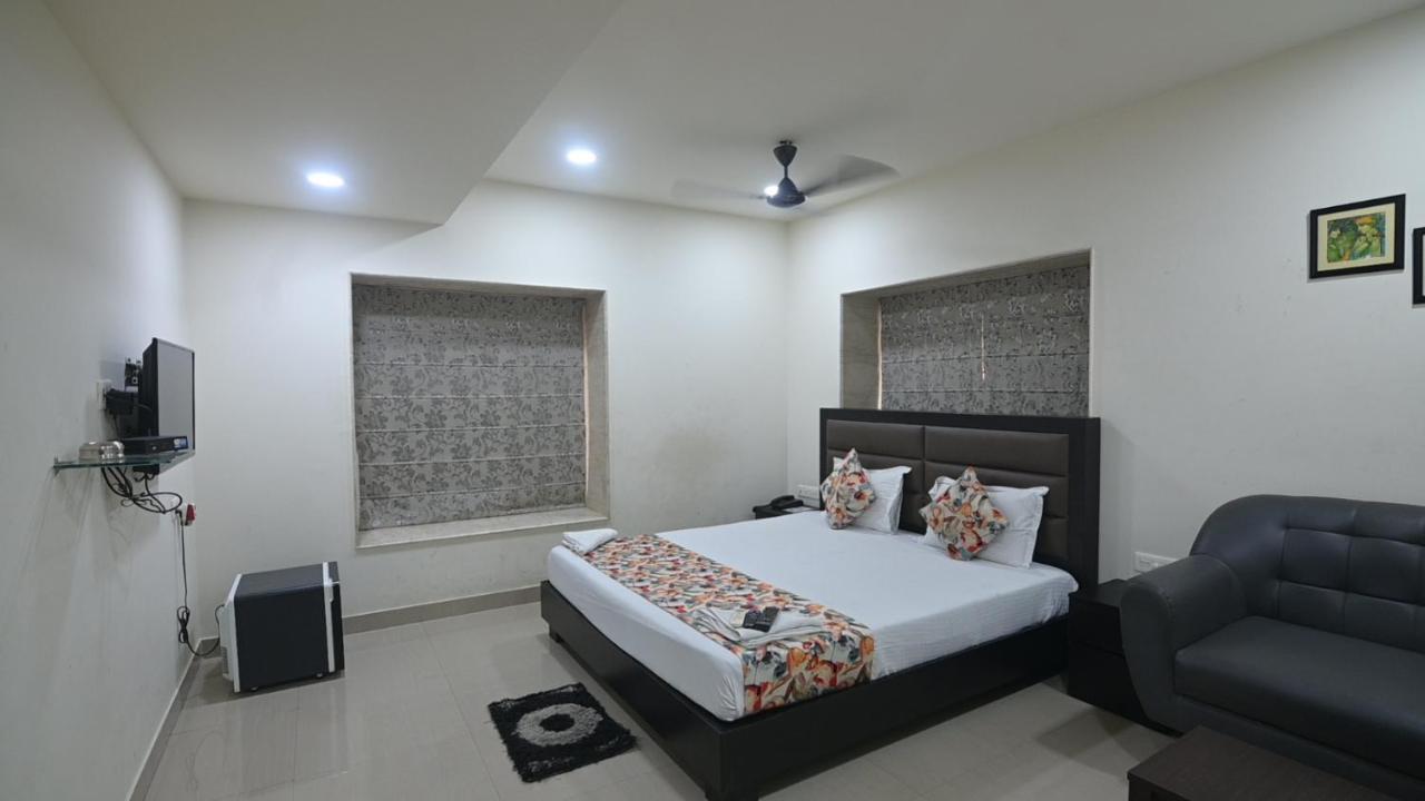 Nk7 Guest House Kalkutta Exterior foto