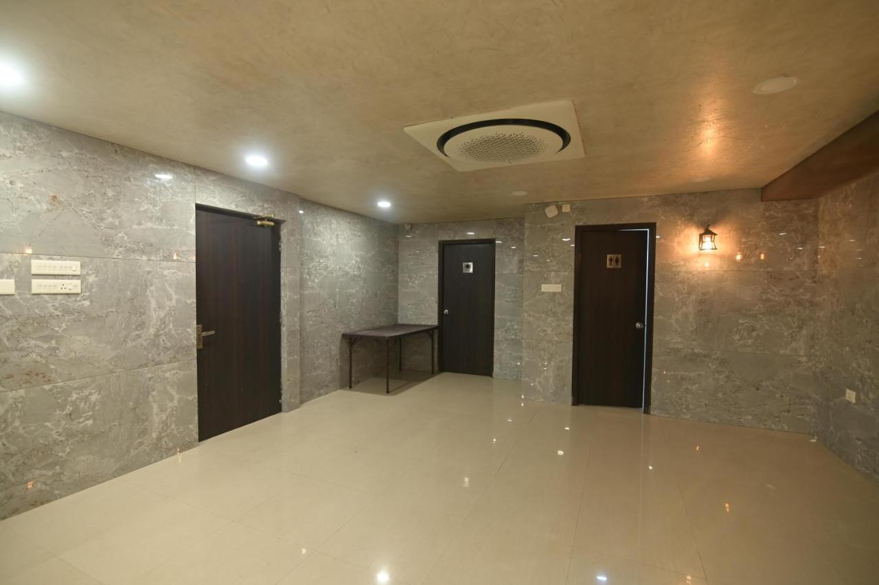 Nk7 Guest House Kalkutta Exterior foto